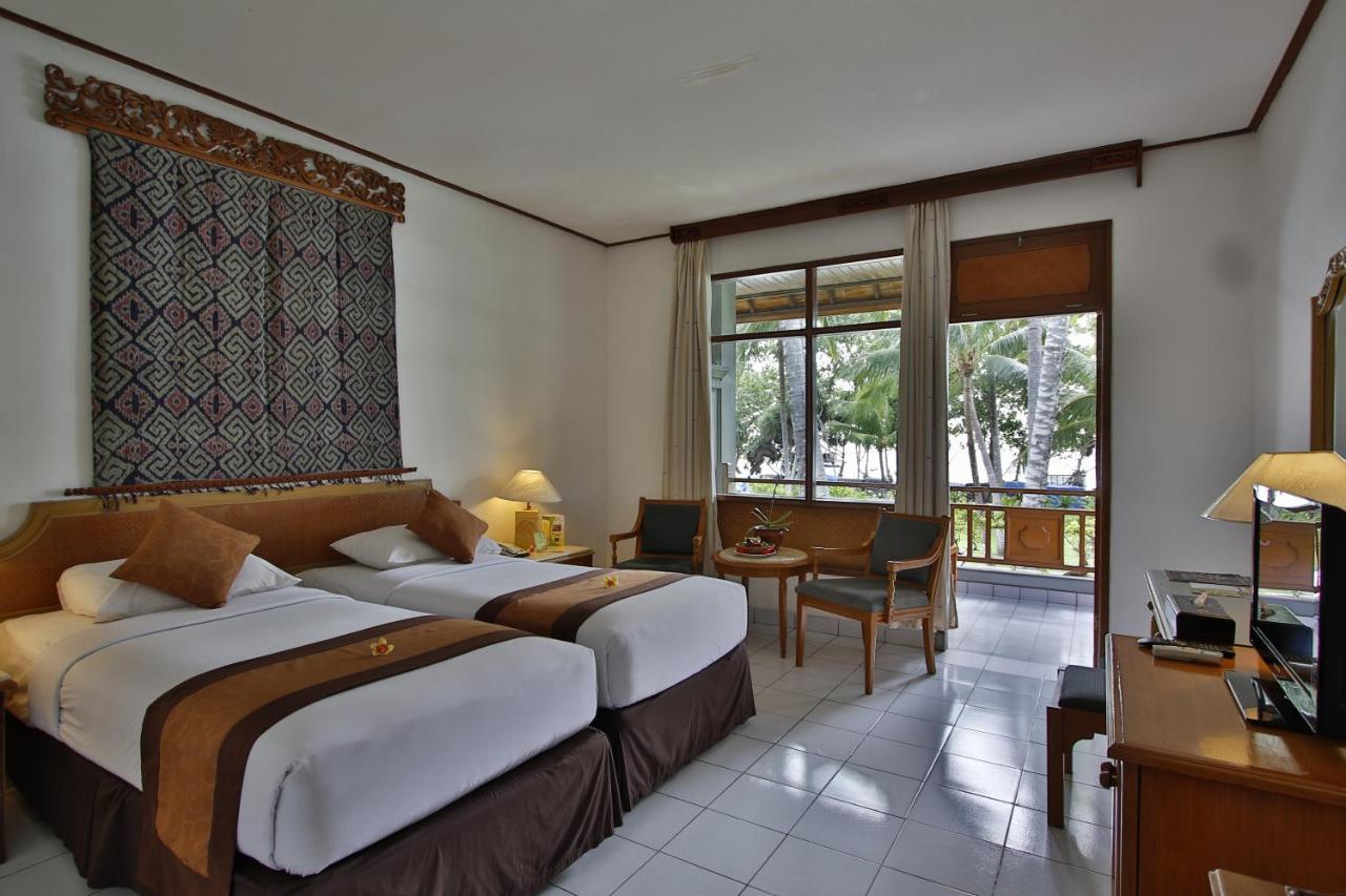 Jayakarta Hotel Lombok Senggigi Exterior photo